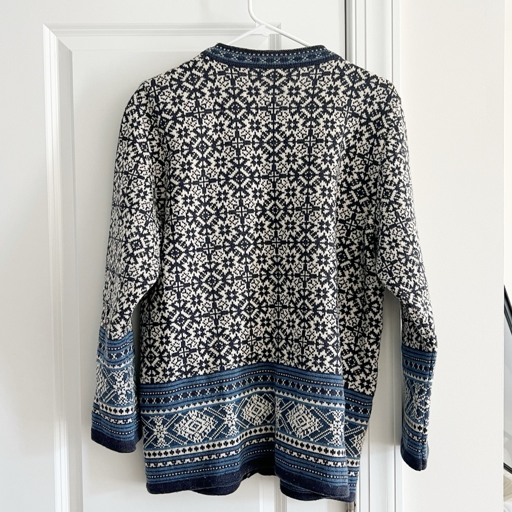 Icewear Wool Navy and Cream Patterned Button Down Cardigan Size Large - Picture 2 of 5